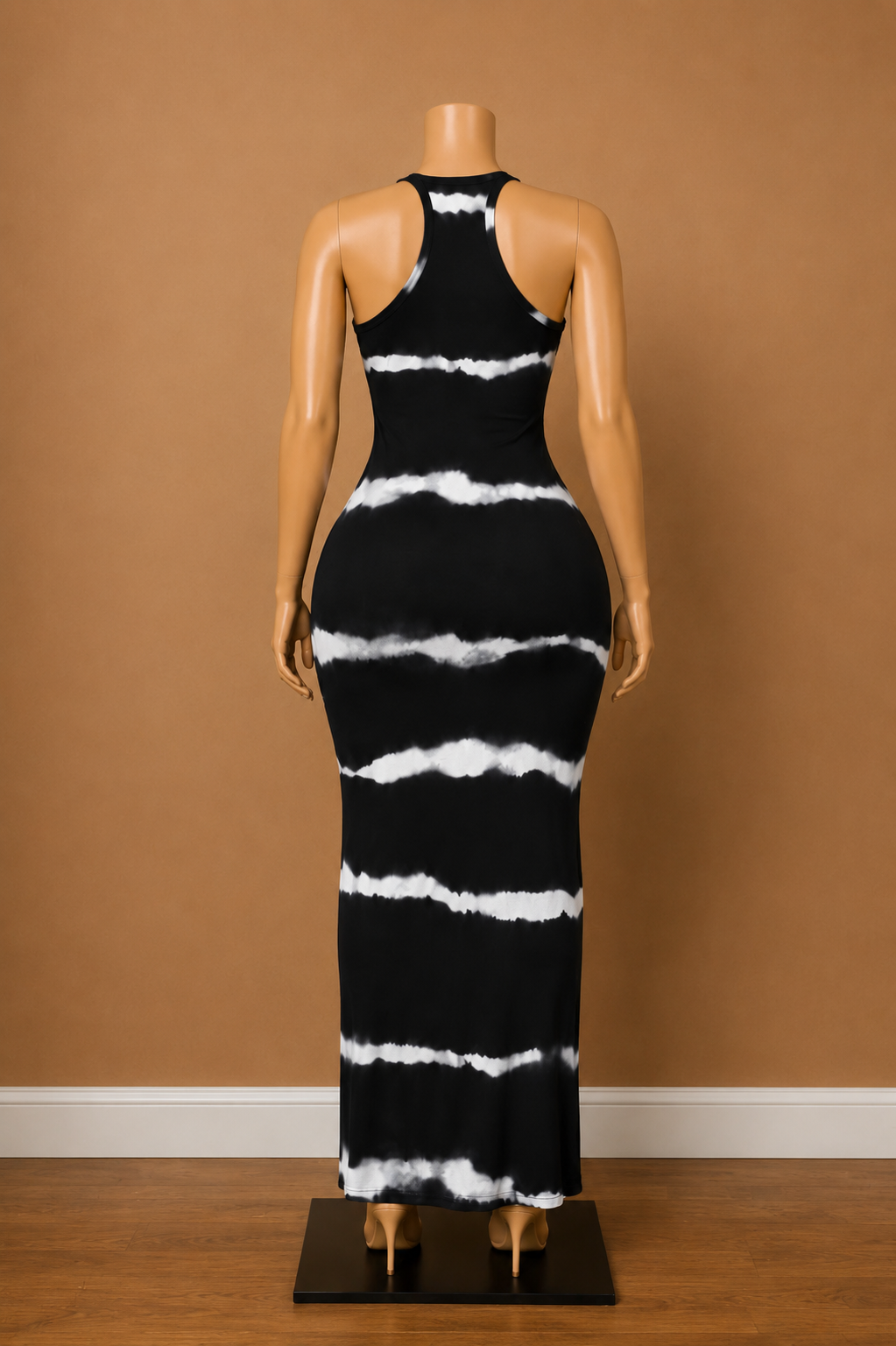 Kurvy Girl Midnight Muse Tie Dye Maxi Dress Secondary image